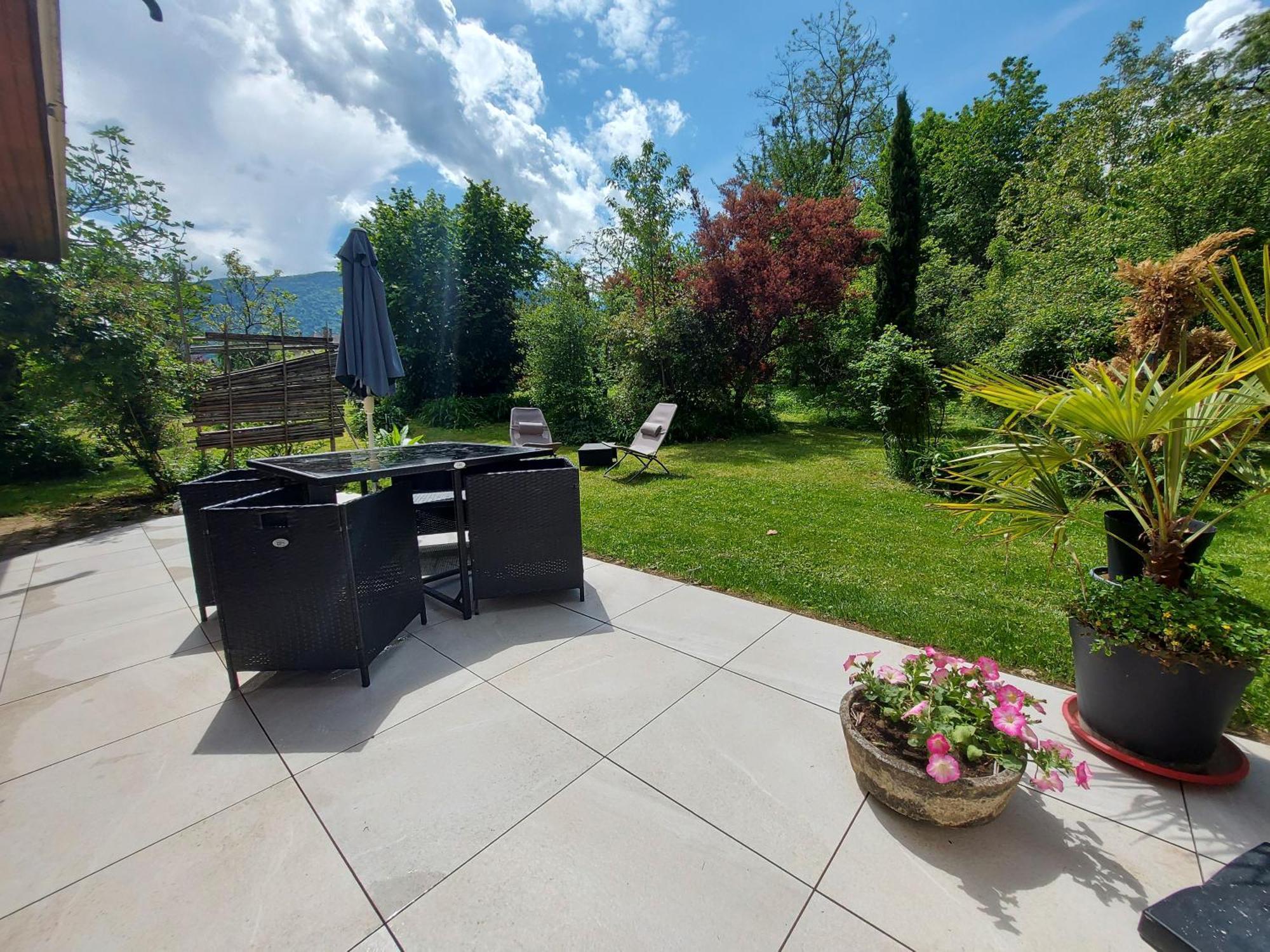 Rare, Cosy Studio Terrasse Au Coeur De St-Jorioz Saint-Jorioz Dış mekan fotoğraf